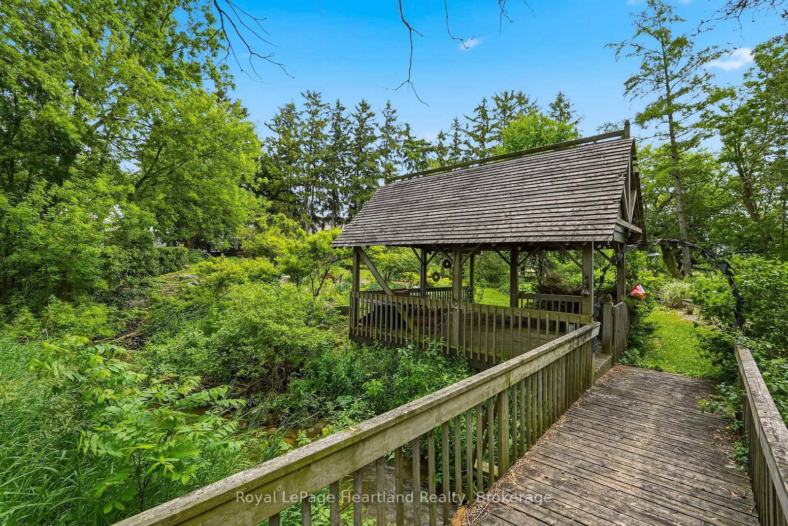 482 CONCESSION 8 • Brockton, ON photo 40