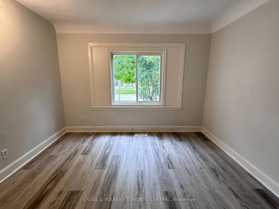 738 Randolph Avenue • Windsor, ON photo 9