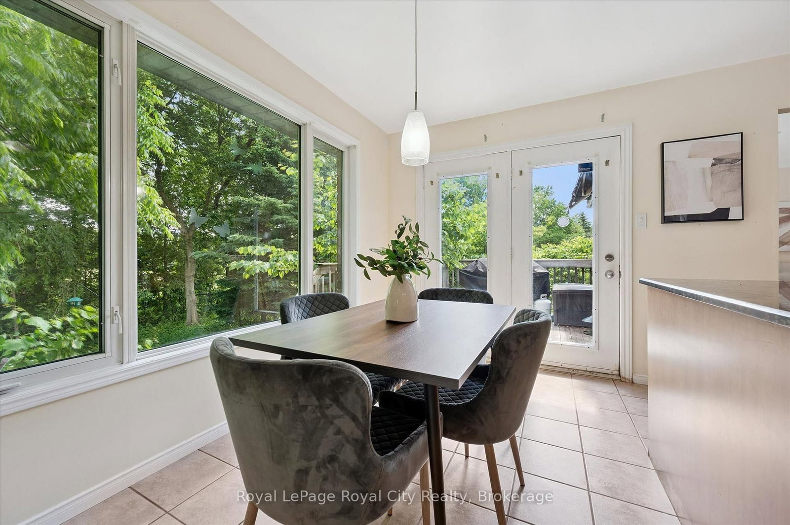 73 Waxwing Crescent • Guelph, ON photo 16