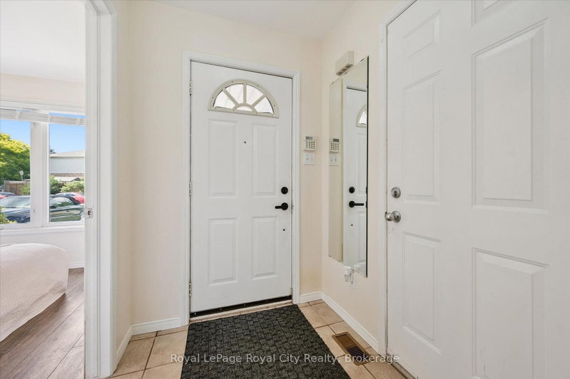 73 Waxwing Crescent