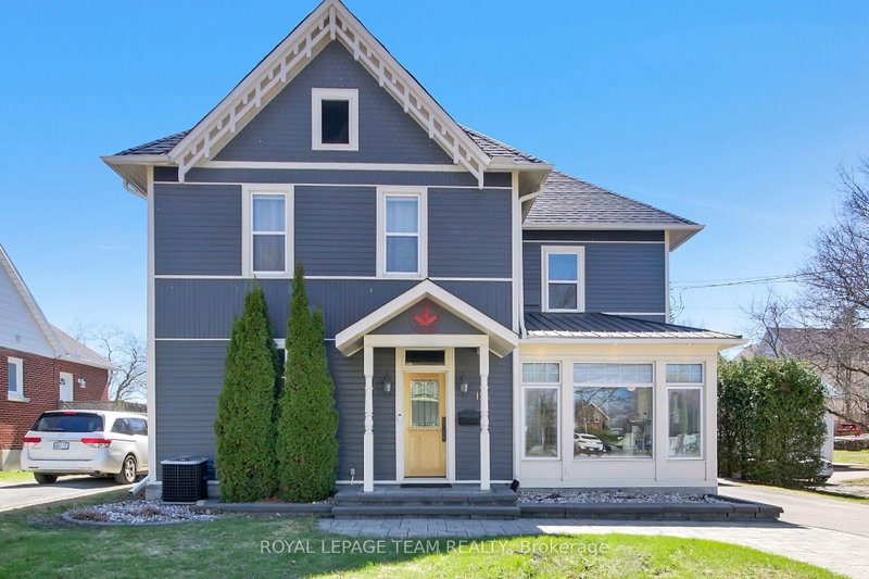 home for sale on 154 Lake Avenue E