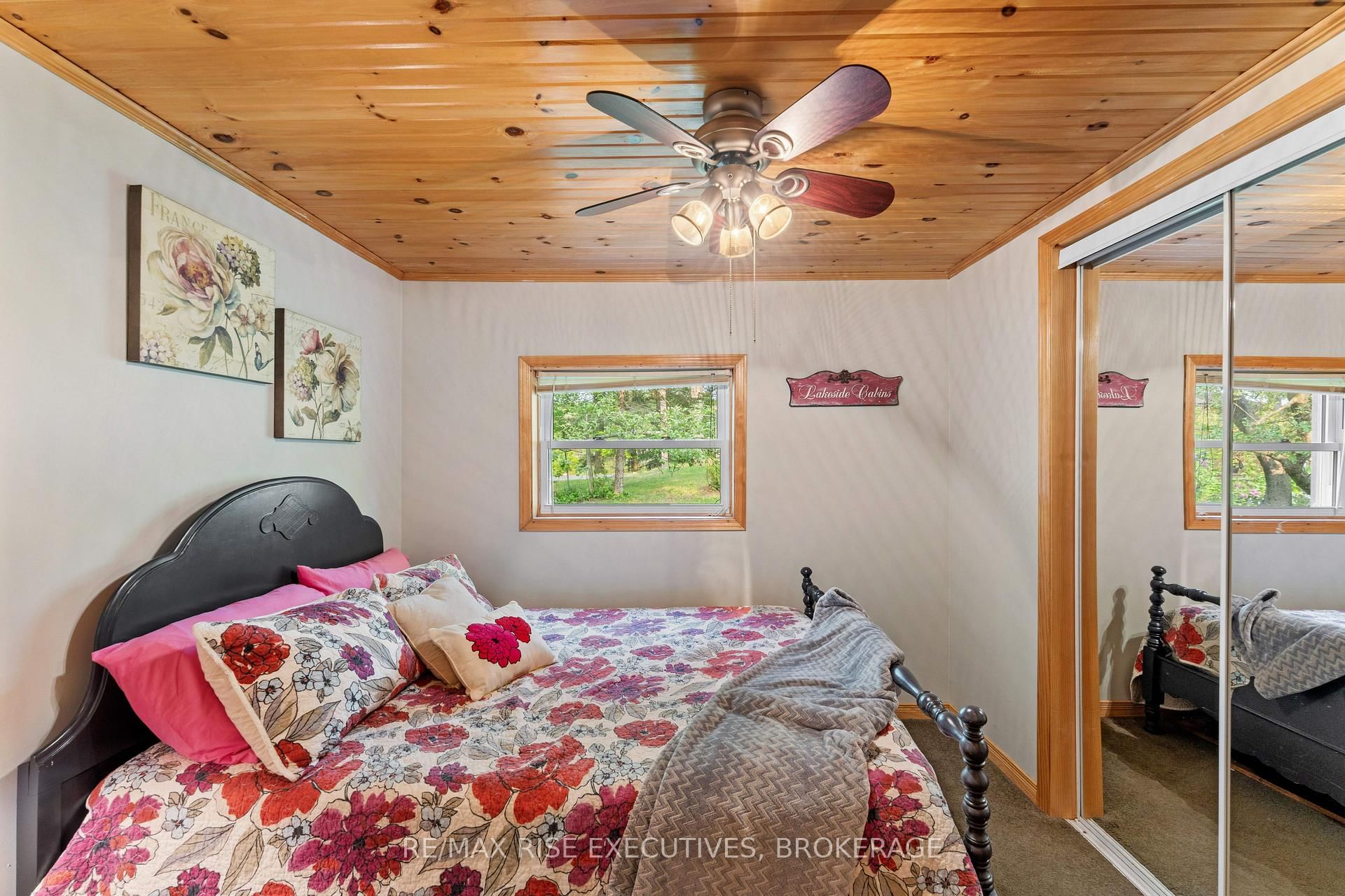6862 Smith Lane