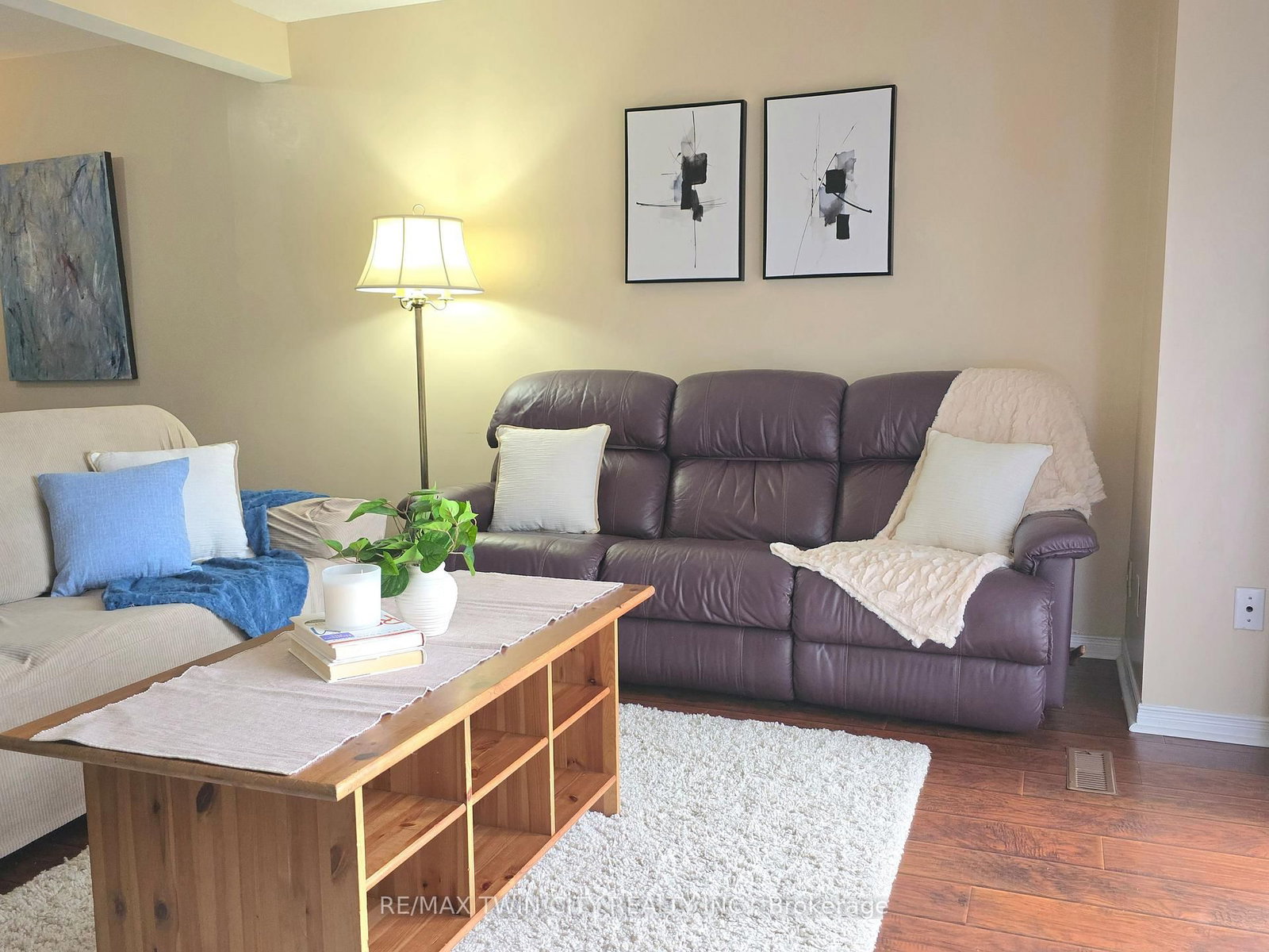 250 Keats Way • #6 • Waterloo, ON photo 11