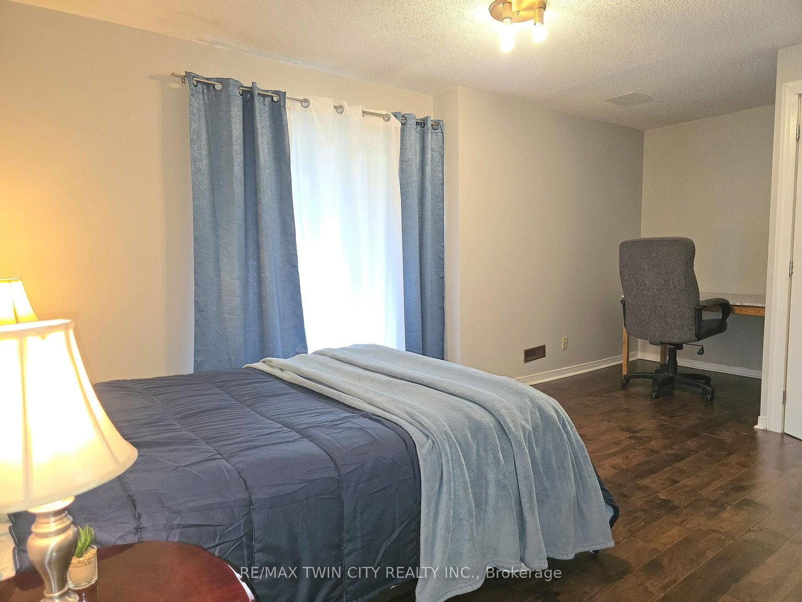 250 Keats Way • #6 • Waterloo, ON photo 15