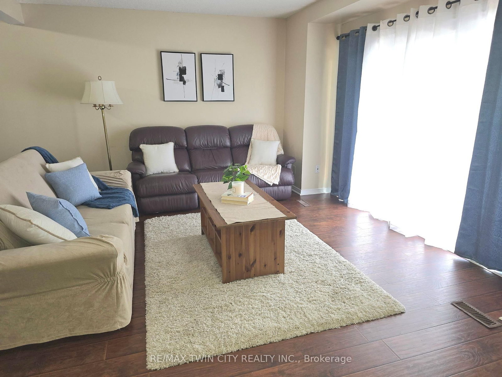 250 Keats Way • #6 • Waterloo, ON photo 2