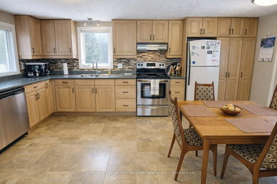 36 Nichols Street • Callander, ON photo 4