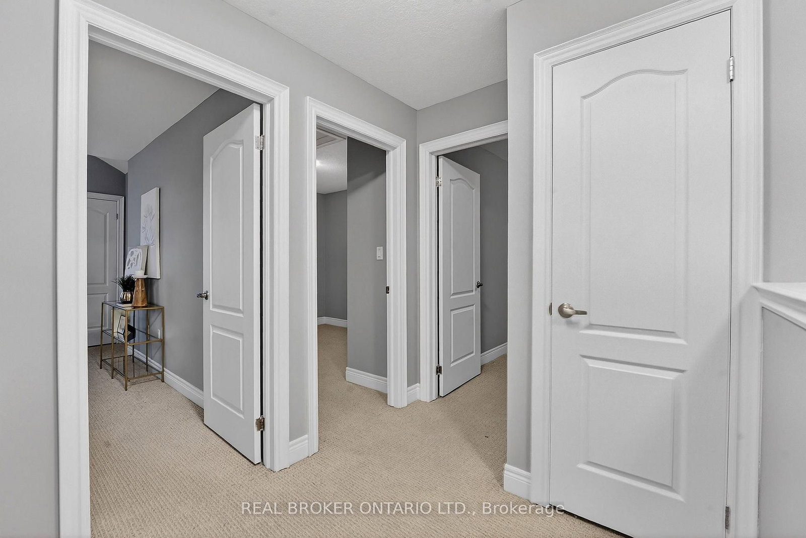 5000 Desantis Drive • Lincoln, ON photo 23