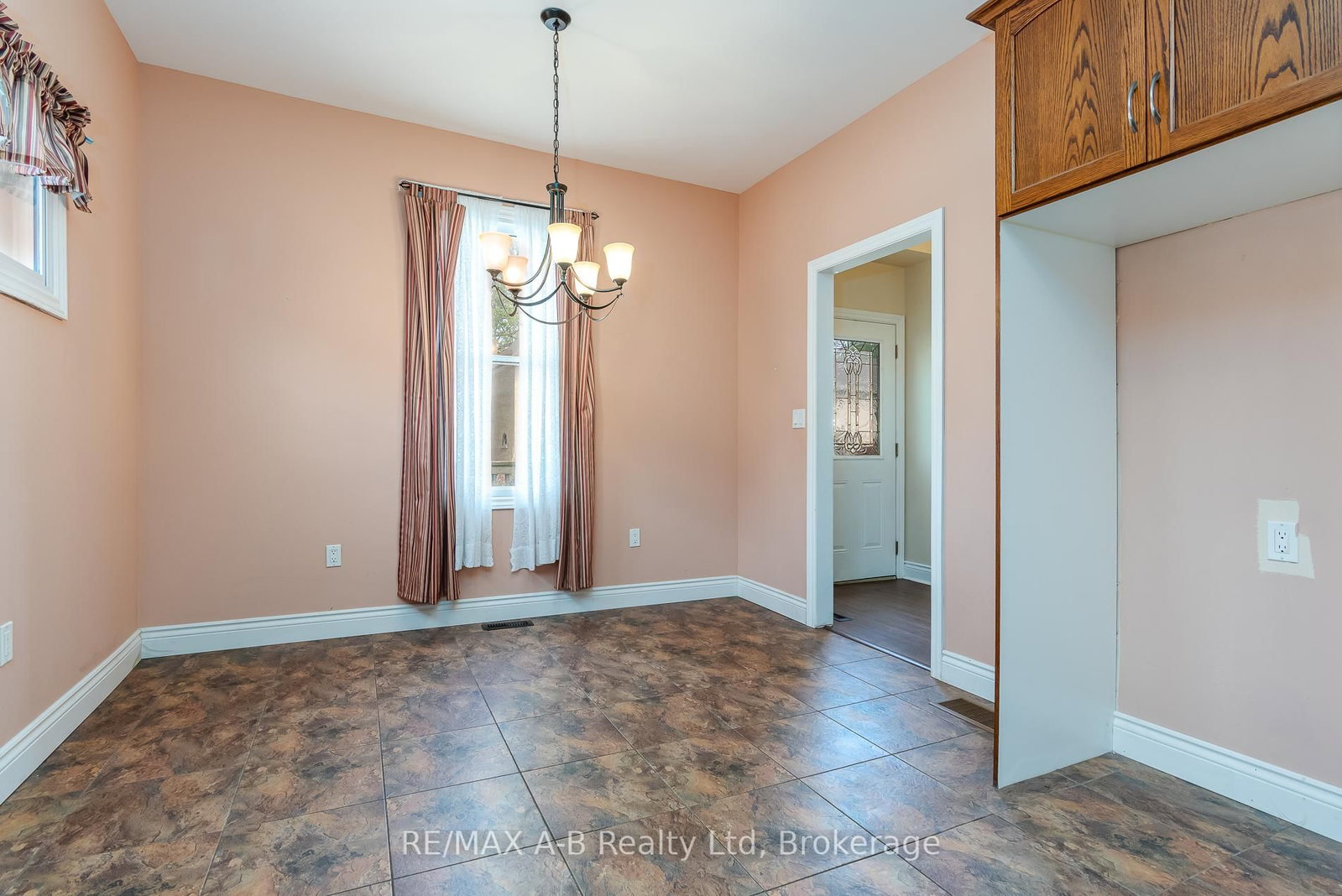 55 Stratford Street • Stratford, ON photo 26