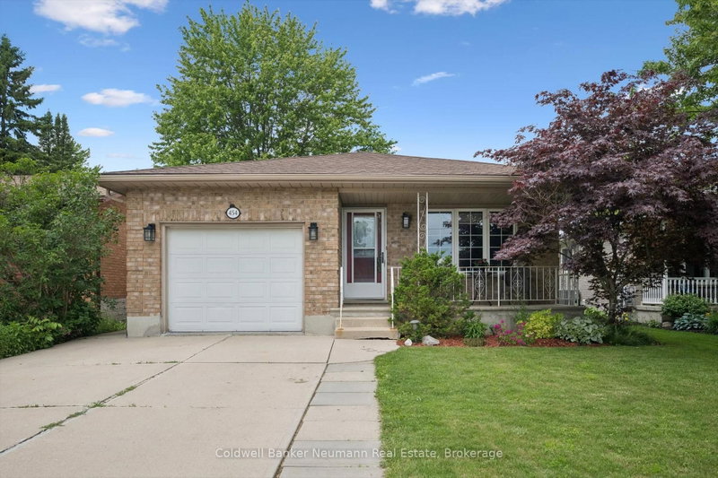 home for sale on 454 Hibernia Street