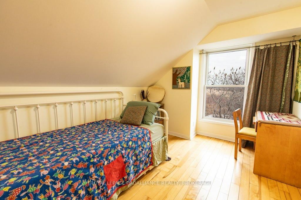 1558 Highway 96 • Wolfe Island, ON photo 19