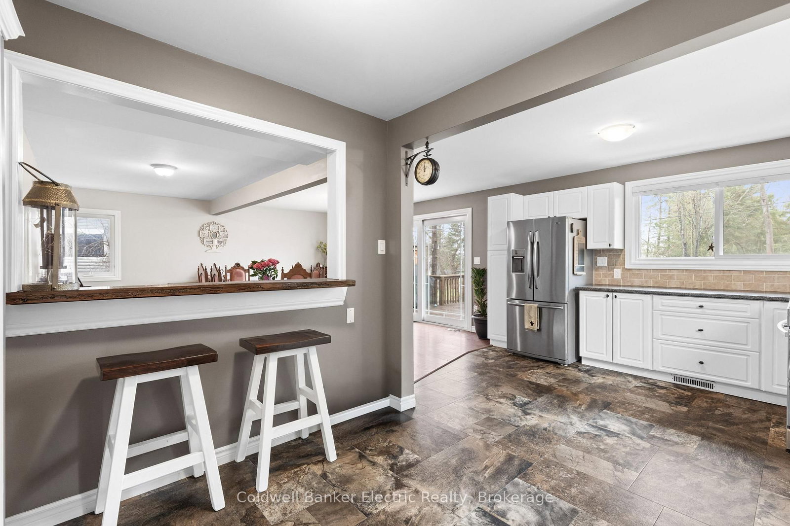 30 Woods Avenue • Kawartha Lakes, ON photo 5
