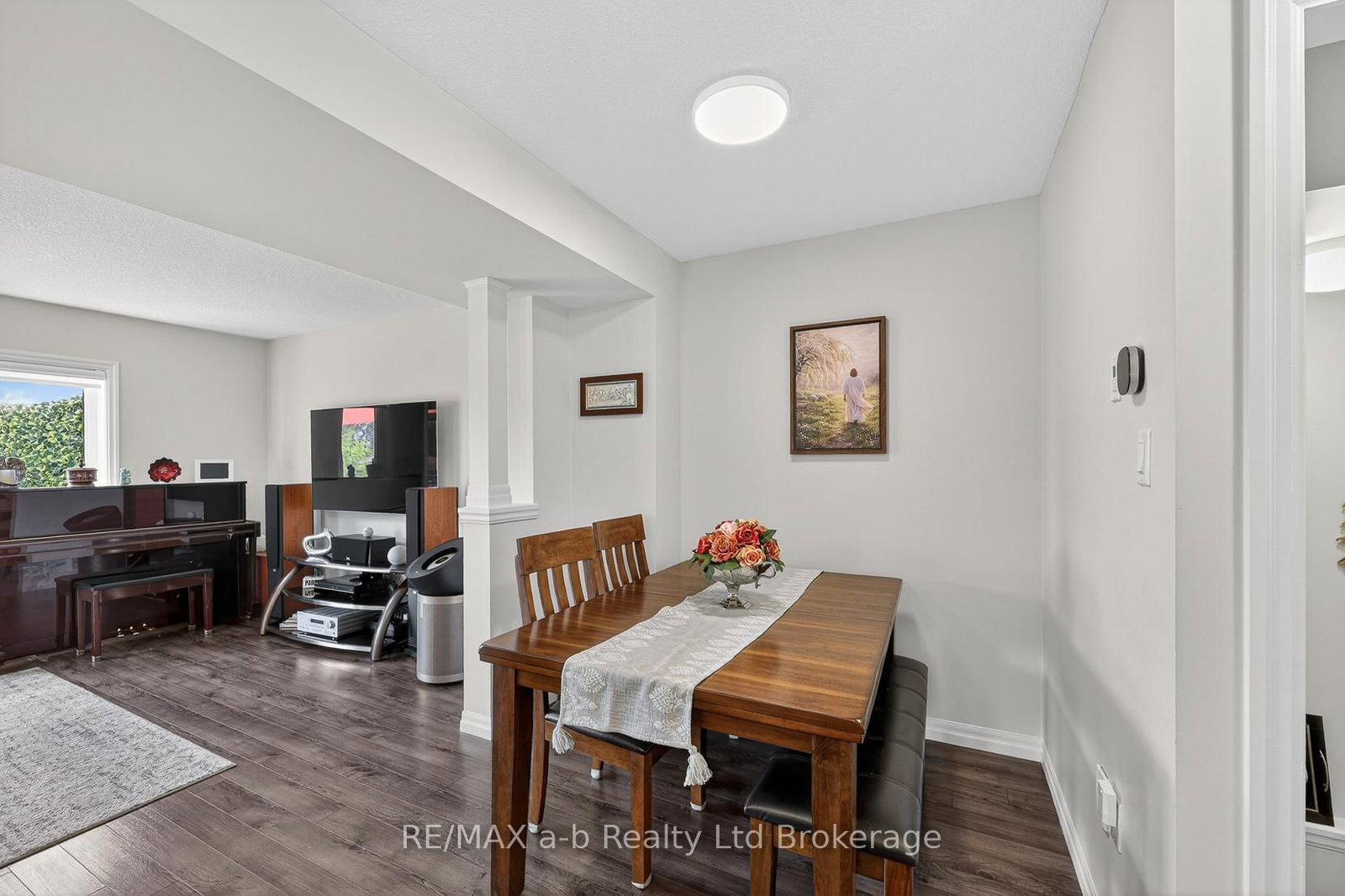 175 INGERSOLL Street N • #28 • Ingersoll, ON photo 18
