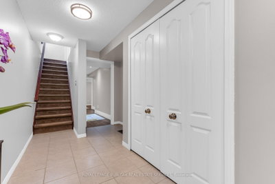 Unit 16 — 7 Southside Place — photo 5