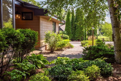 674189 Hurontario Street • Mono, ON photo 4