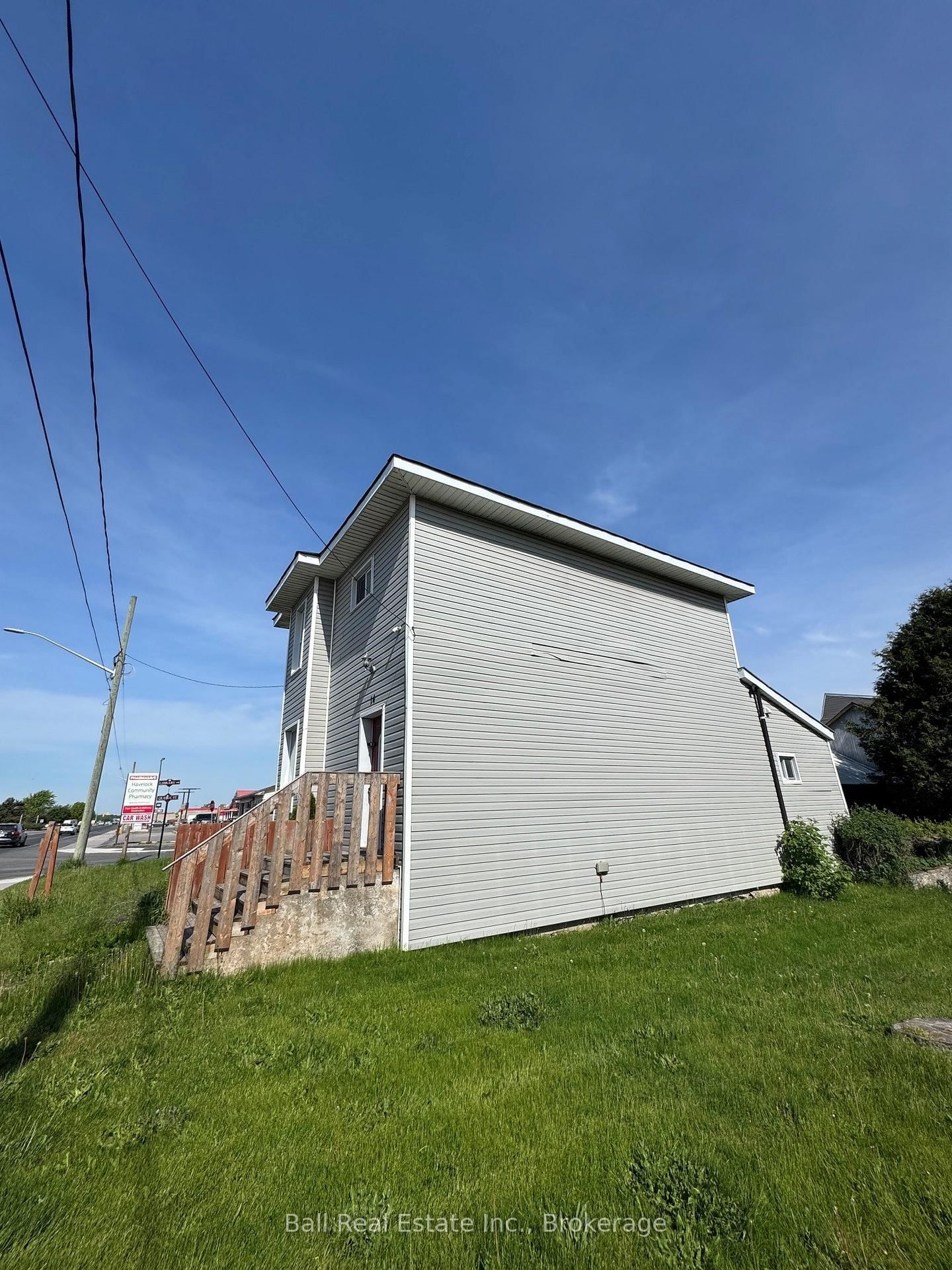 14 Ottawa Street W • Havelock-Belmont-Methuen, ON photo 5
