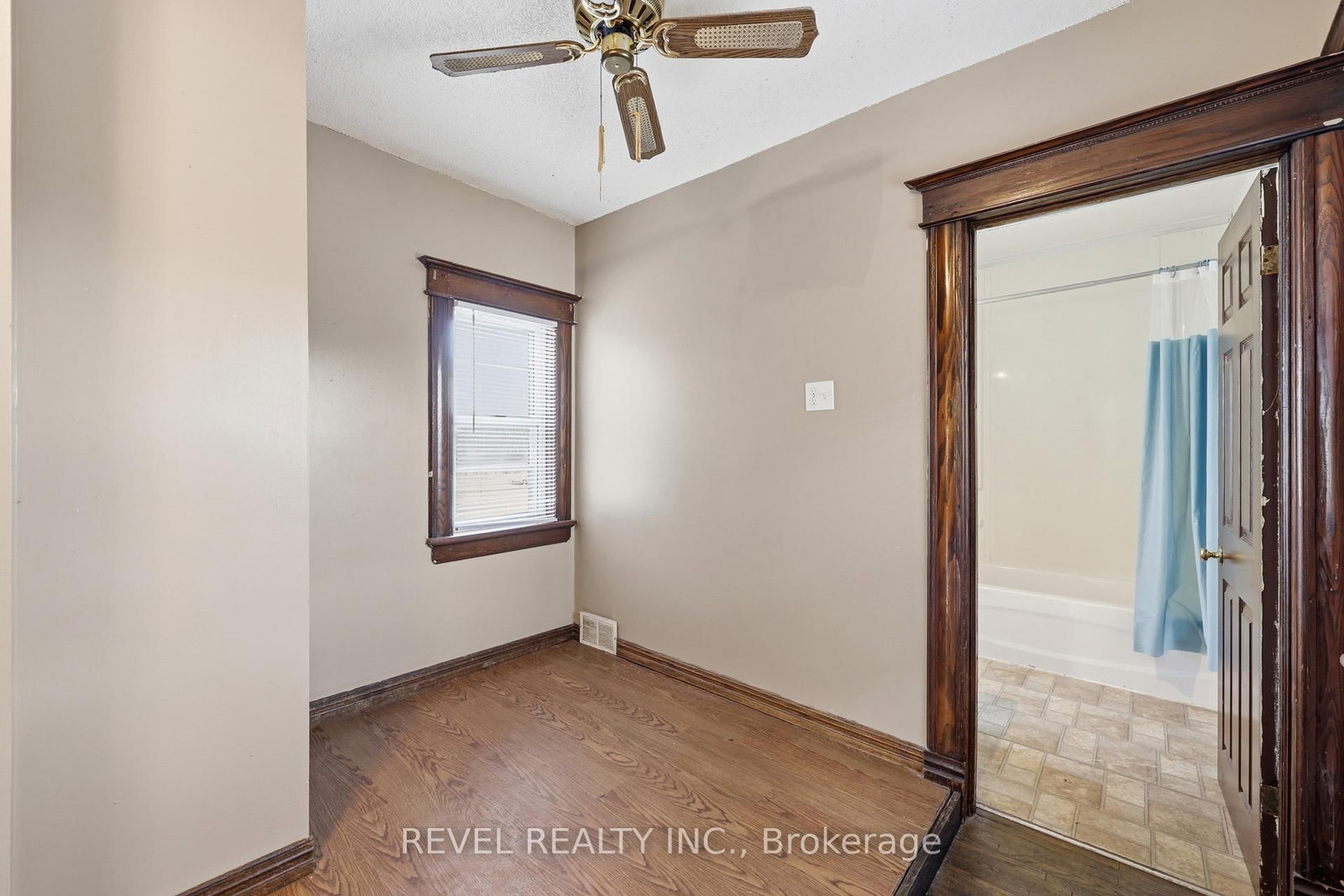 463 East Main Street • Welland, ON photo 18