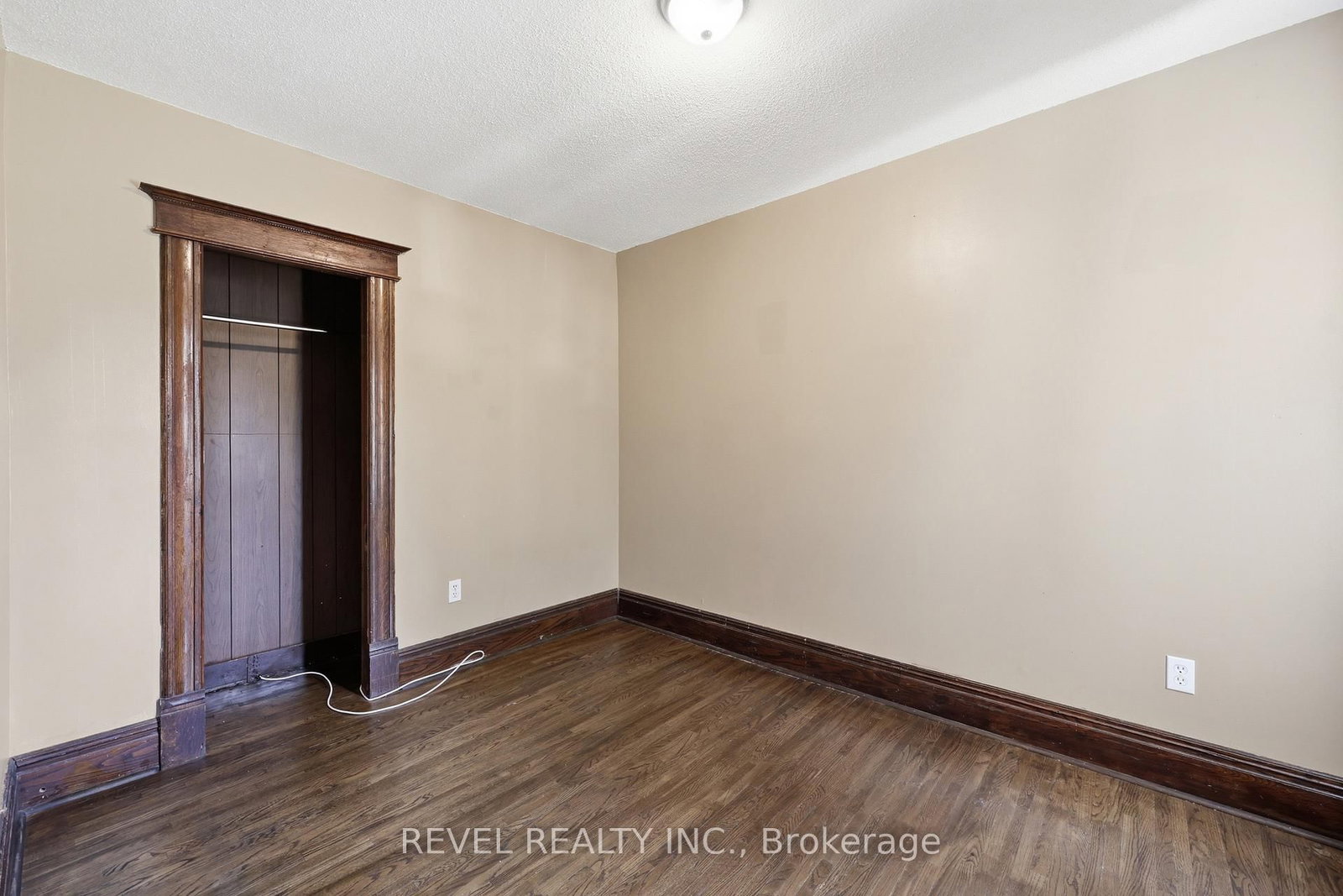463 East Main Street • Welland, ON photo 23