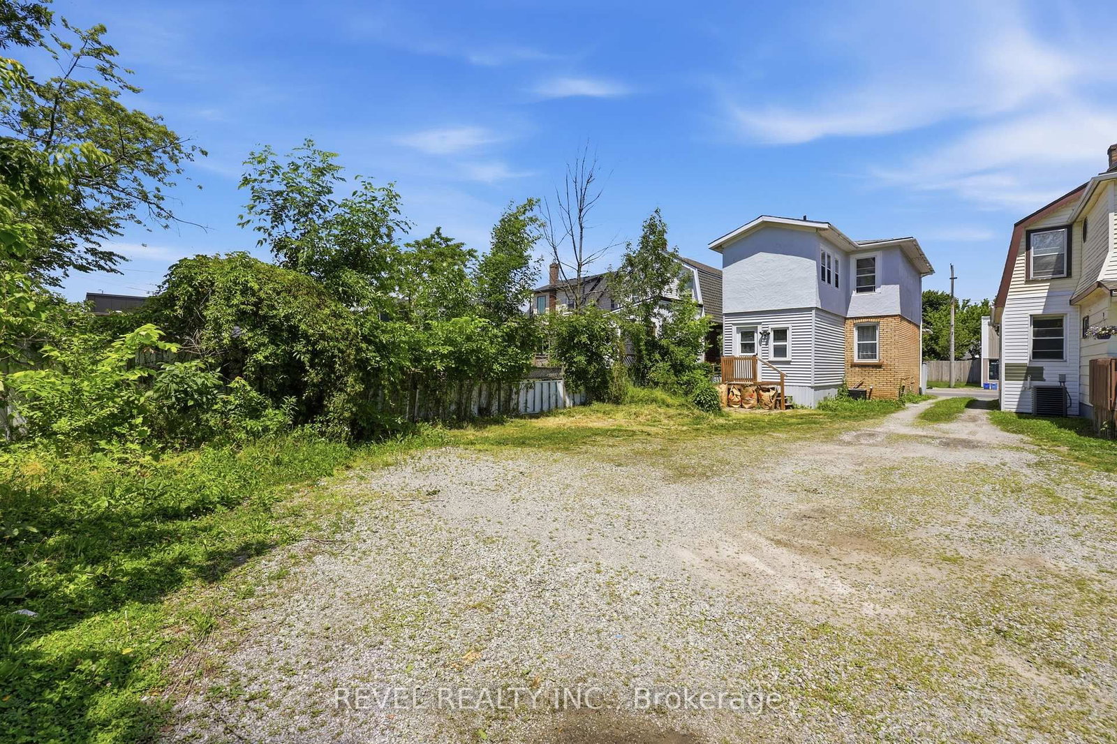 463 East Main Street • Welland, ON photo 29