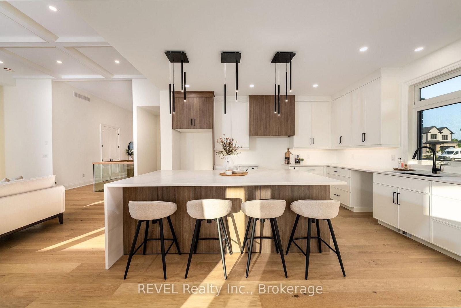 9 Anchor Road • Thorold, ON photo 11