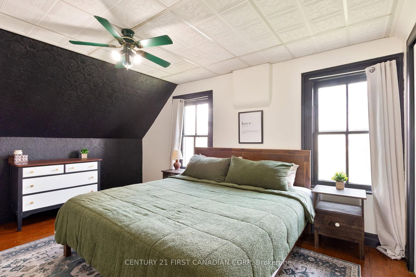 1 Fairview Avenue • St. Thomas, ON photo 24