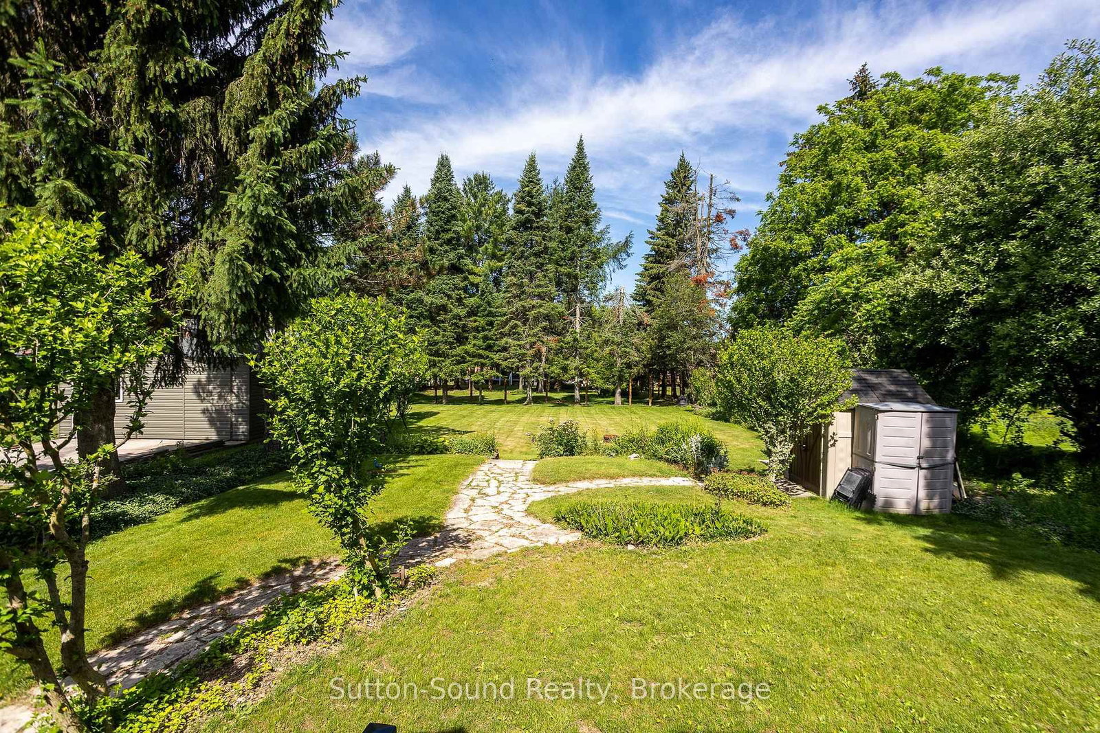 1762 E 6th Avenue • Owen Sound, ON photo 6