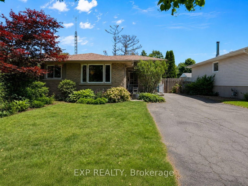 11 Abraham Drive, St. Catharines