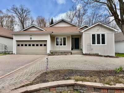 102 PINERIDGE Gate