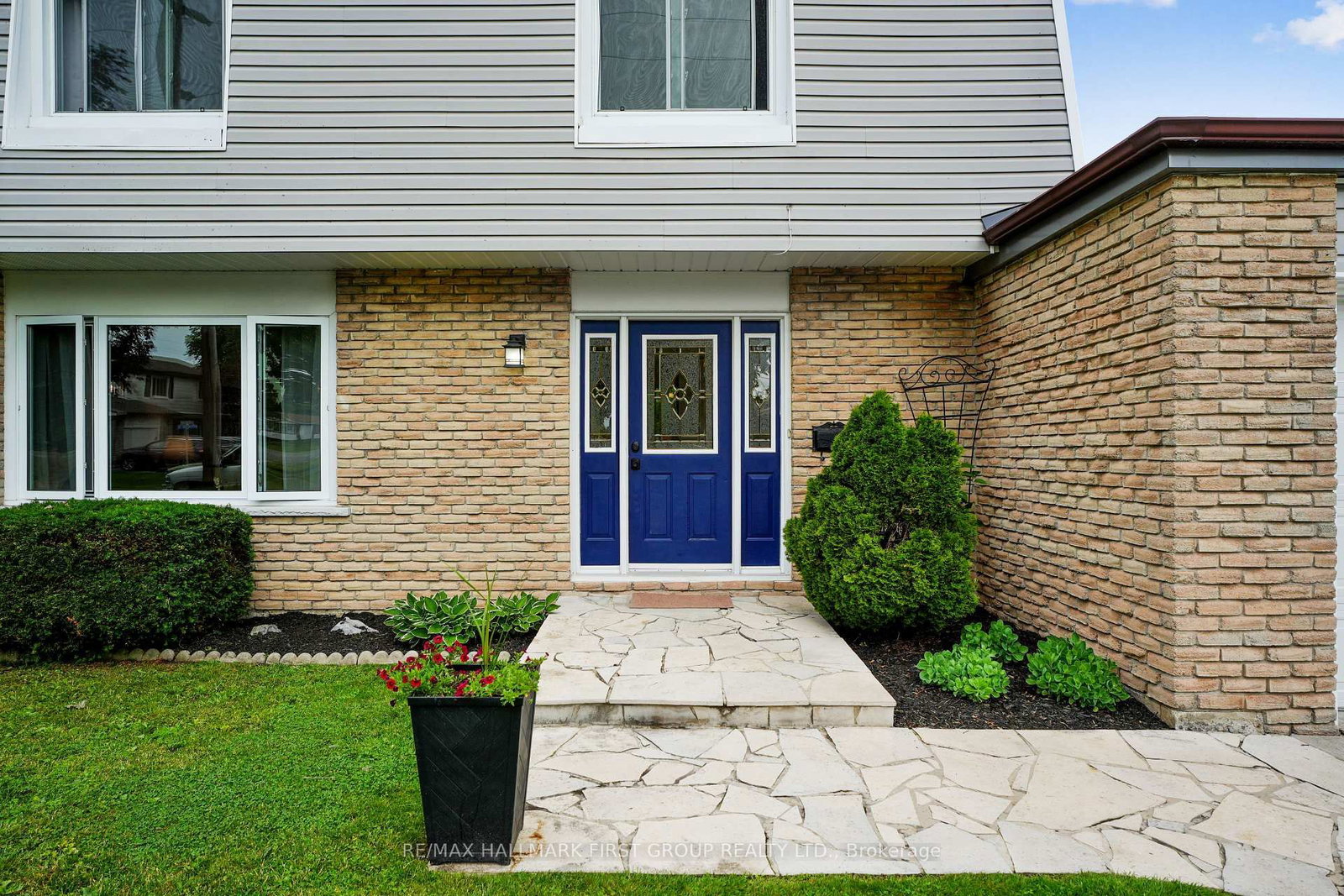 667 Westwood Drive • Cobourg, ON photo 3