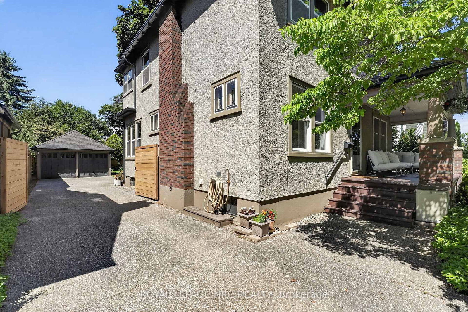 9 Thairs Avenue • St. Catharines, ON photo 3