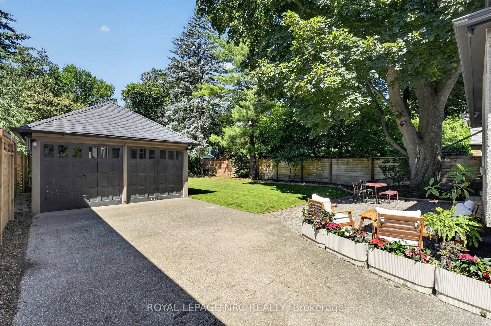 9 Thairs Avenue • St. Catharines, ON photo 44