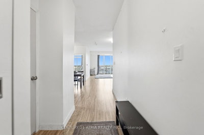 Unit 1003 — 128 King Street N — more photos