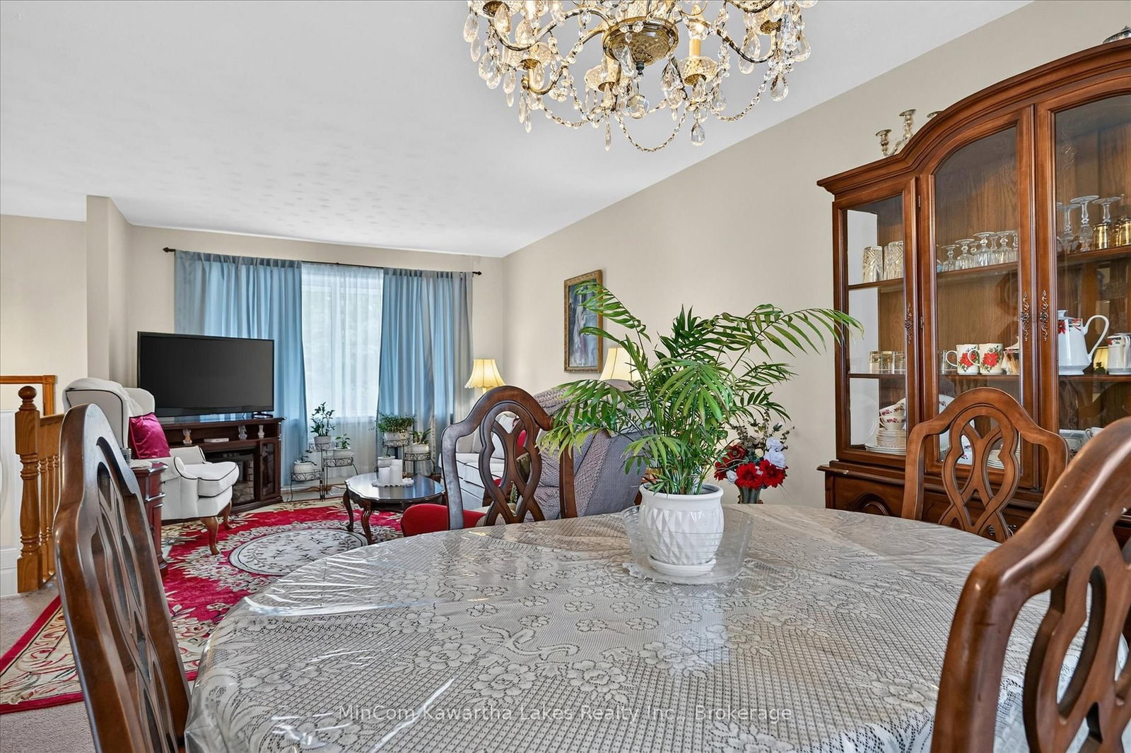 1891 Croftdale Crescent • Peterborough, ON photo 9