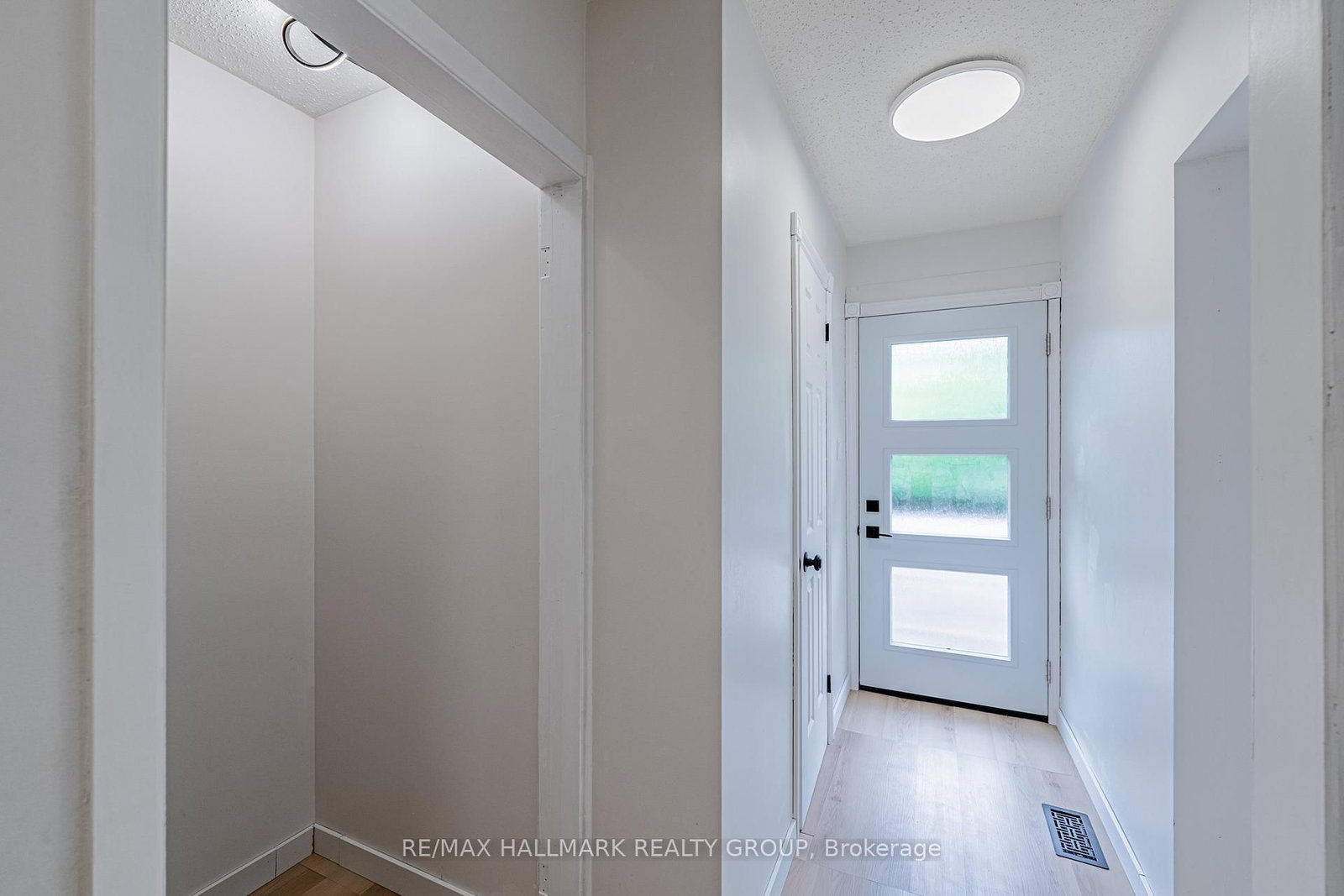 3319 Kodiak Street • Ottawa, ON photo 17