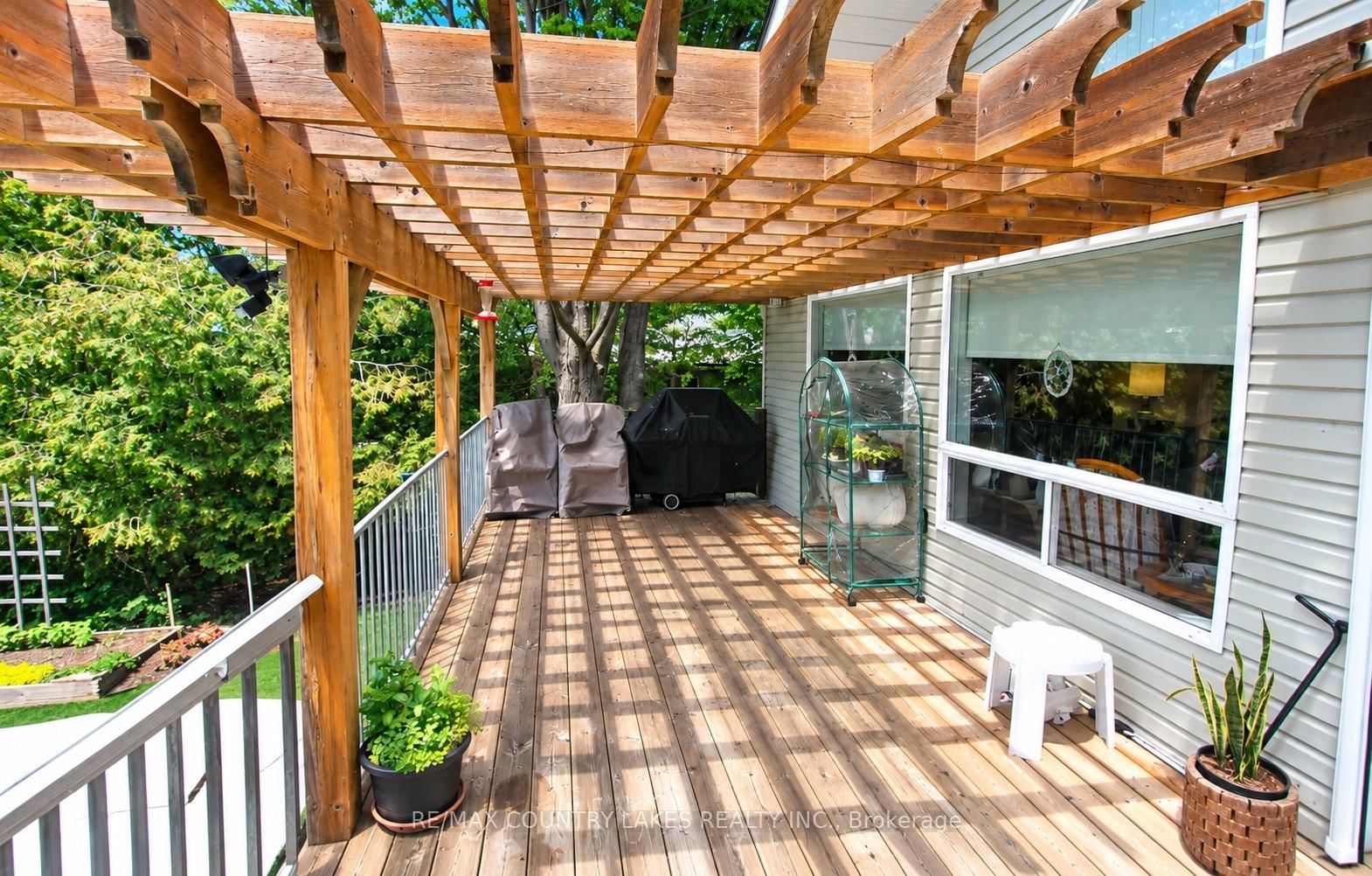 27 Hillcrest Avenue • Kawartha Lakes, ON photo 7