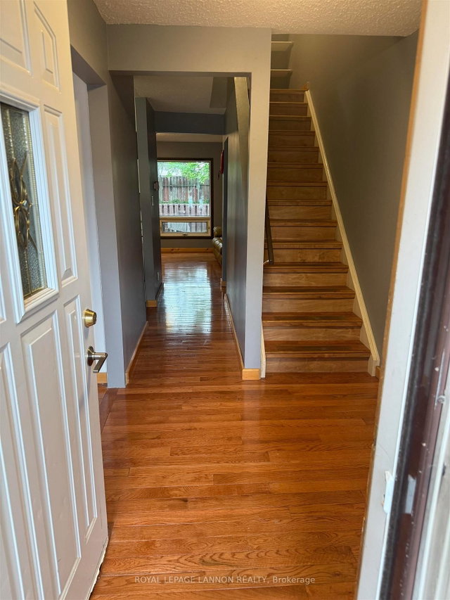 206 Varsity Place