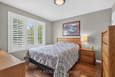 6 Caverhill Crescent — photo 5