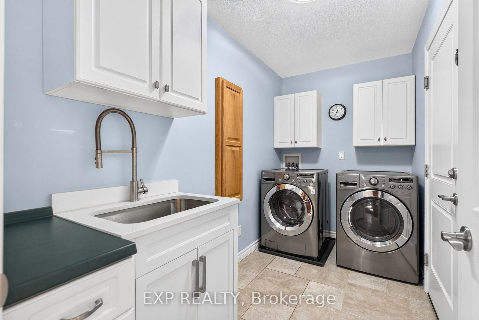 6 Caverhill Crescent, Middlesex Centre — photo 7