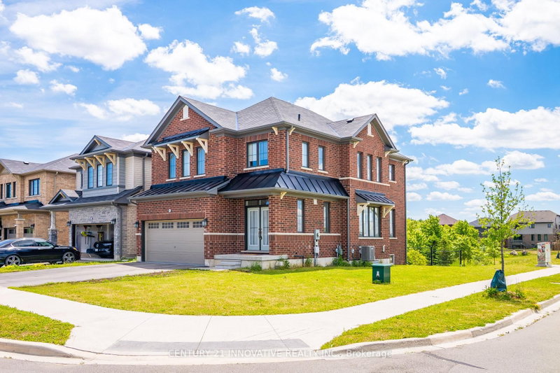 4 Midhurst Heights