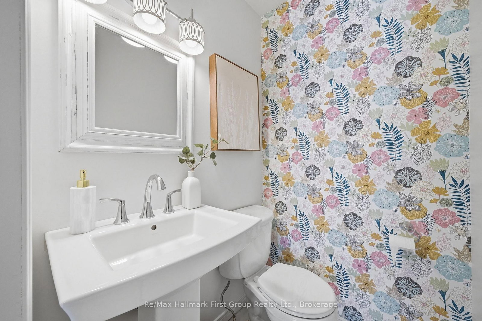 350 Ontario Street • Cobourg, ON photo 17