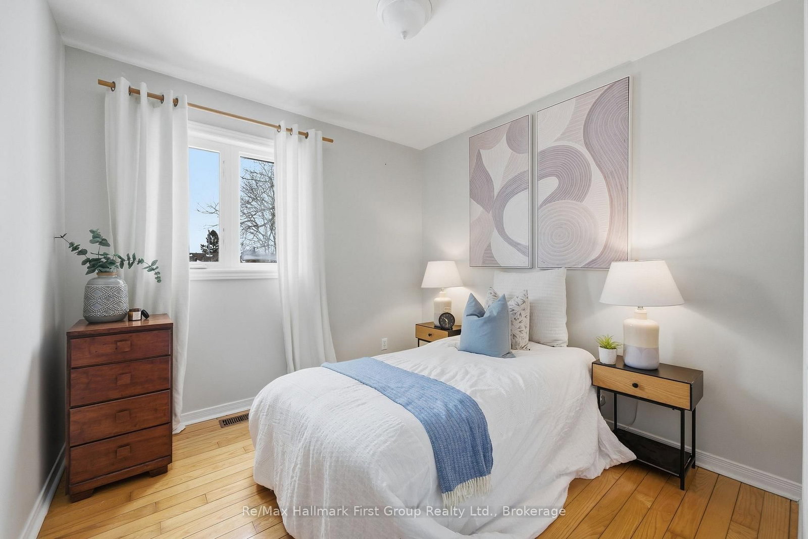 350 Ontario Street • Cobourg, ON photo 25