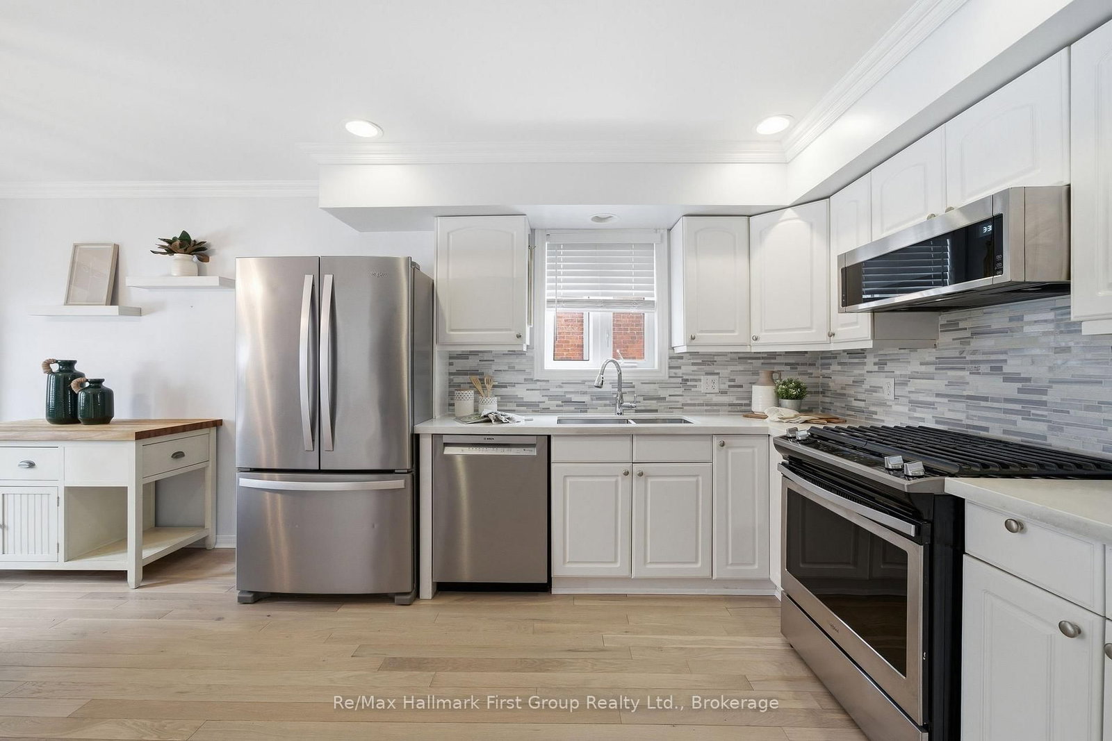 350 Ontario Street • Cobourg, ON photo 7