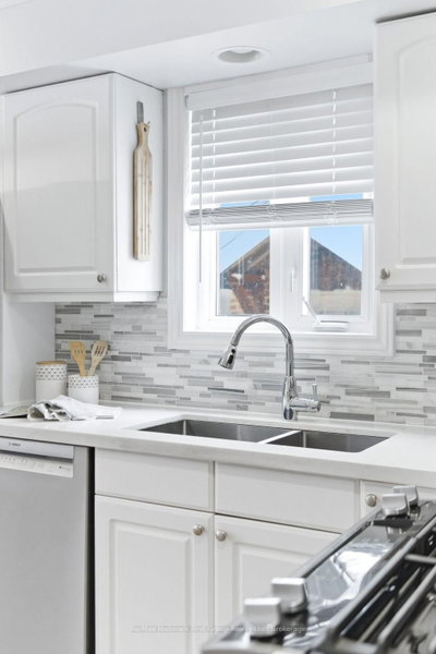 350 Ontario Street • Cobourg, ON photo 8