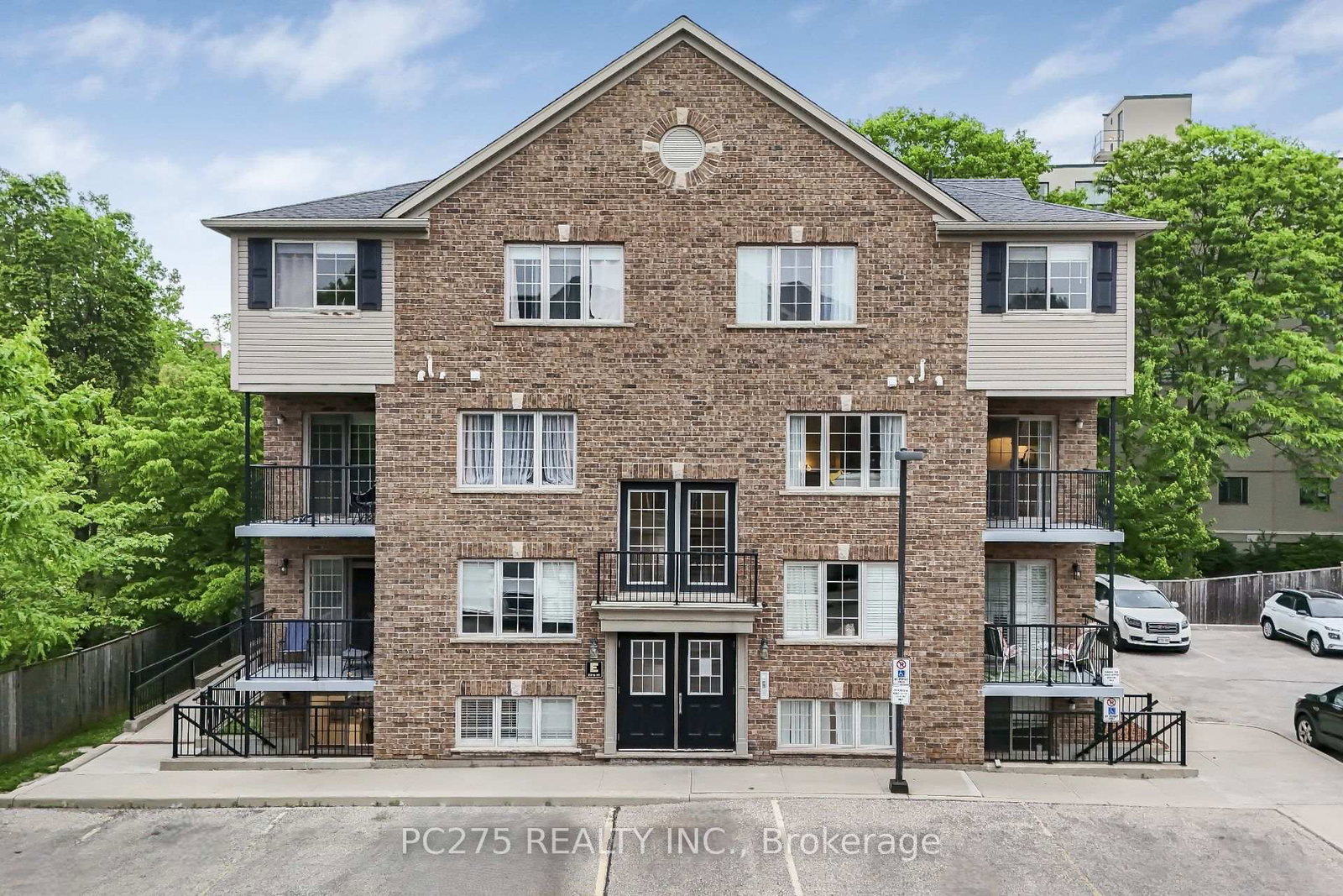 12 Holborn Drive • #E37 • Kitchener, ON photo 1