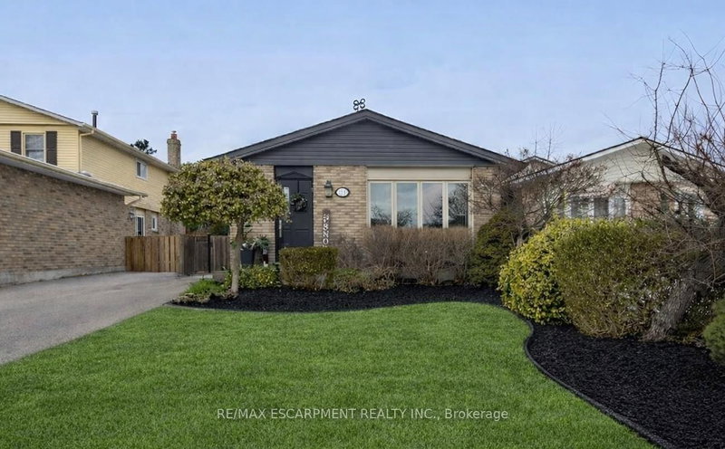 72 Athenia Dr, Hamilton, Ontario
