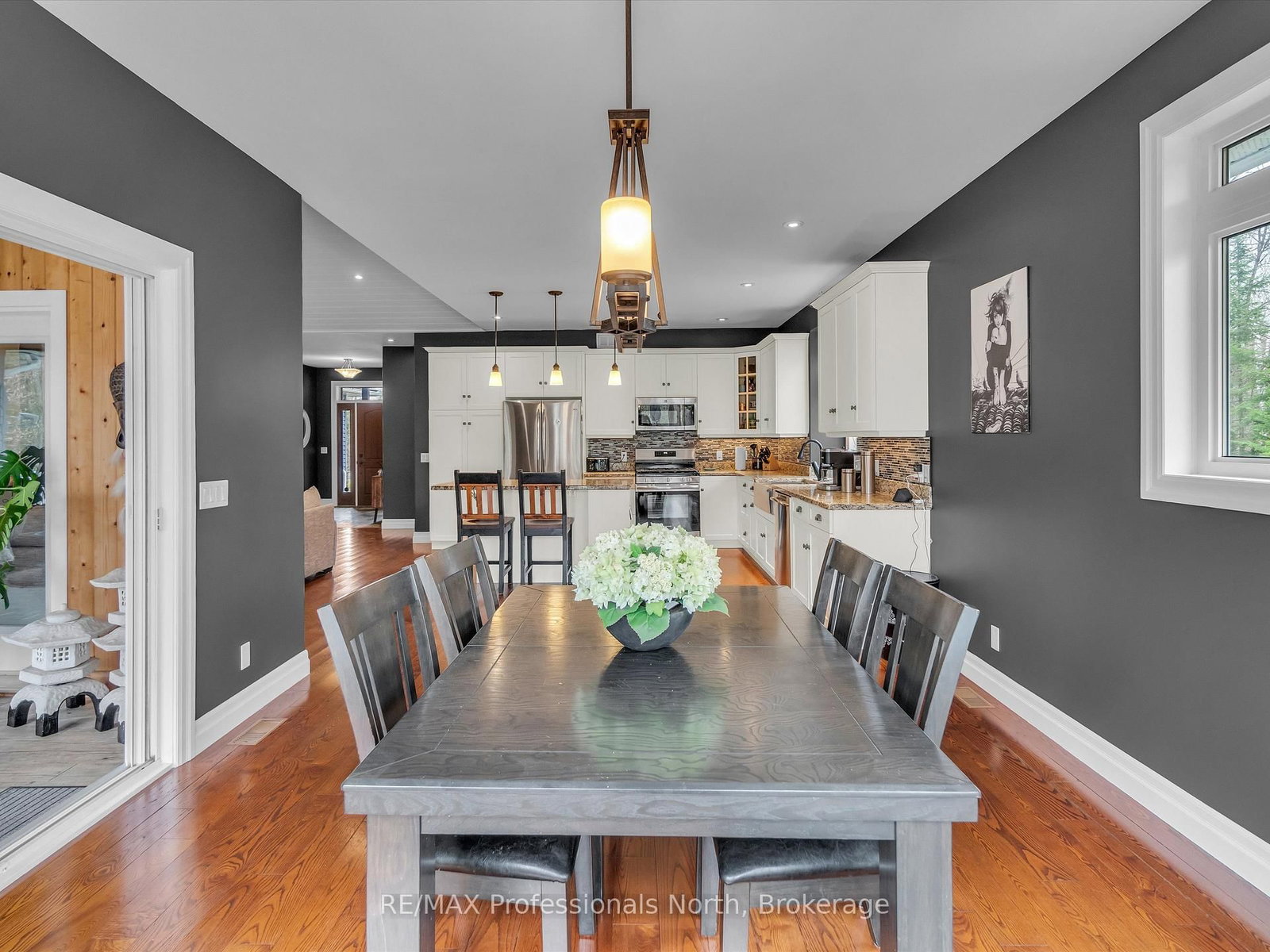 93 Mainhood's Road • Huntsville, ON photo 11