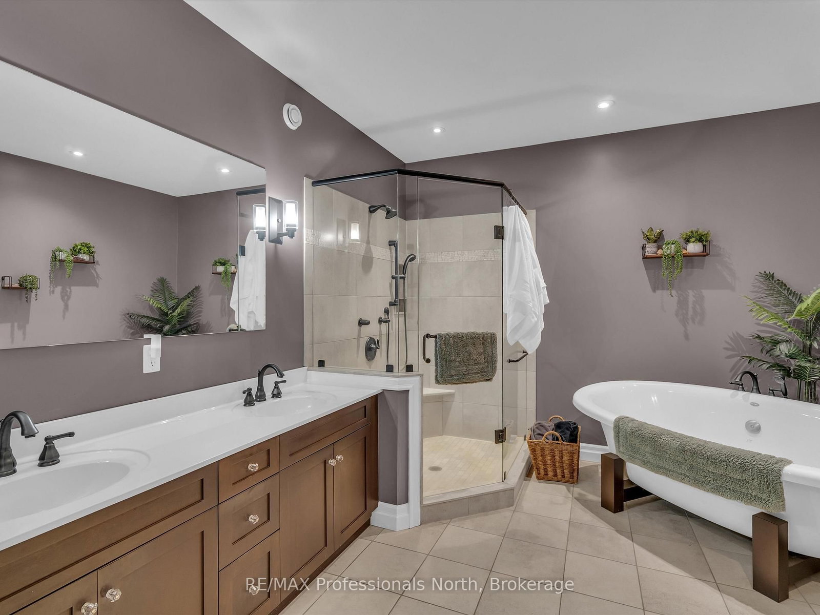 93 Mainhood's Road • Huntsville, ON photo 18