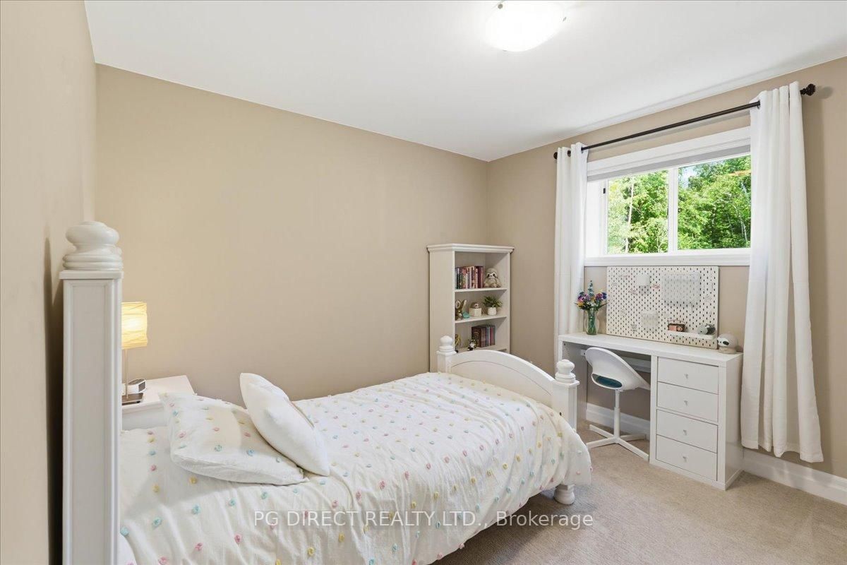 49 Whispering Woods Drive • Trenton, ON photo 10