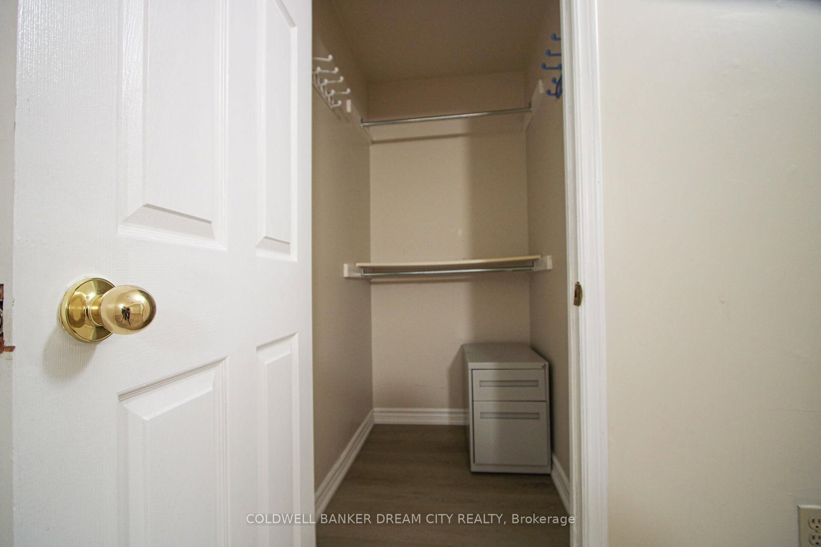 153 FISHER MILLS Road • Cambridge, ON photo 11