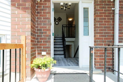 153 FISHER MILLS Road • Cambridge, ON photo 3