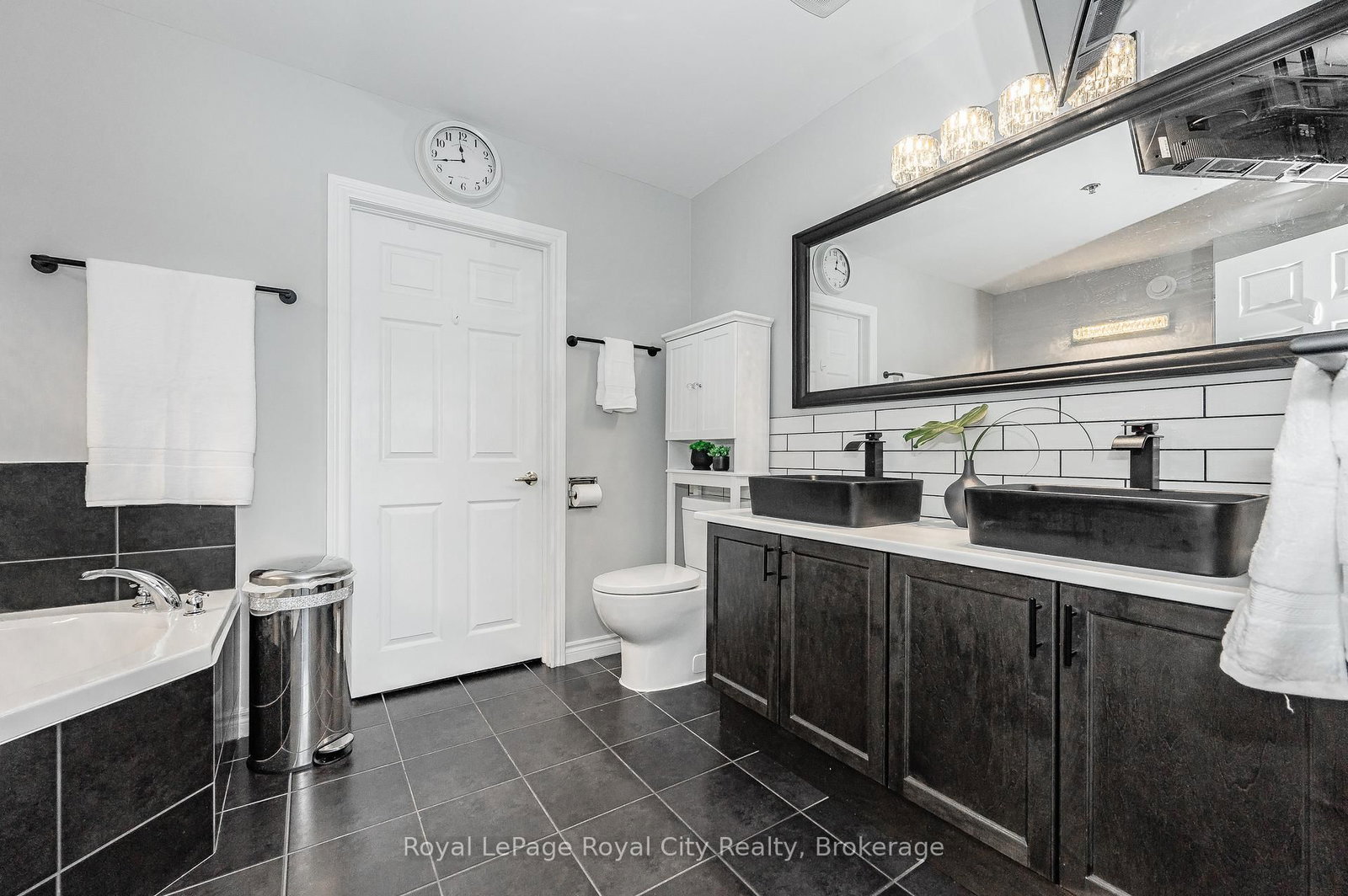 308 N Watson Parkway • #102 • Guelph, ON photo 15